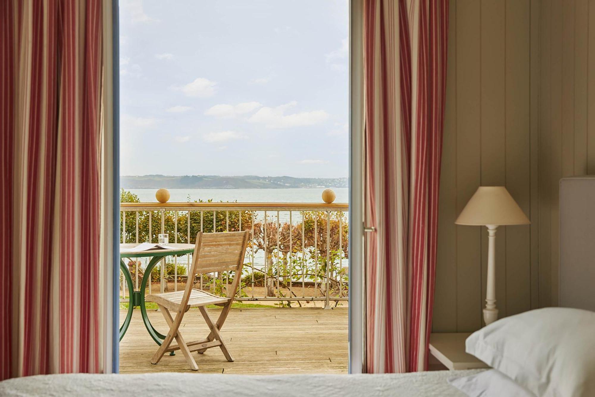 Le Grand Hotel Des Bains & Spa - Bretagne Locquirec Buitenkant foto