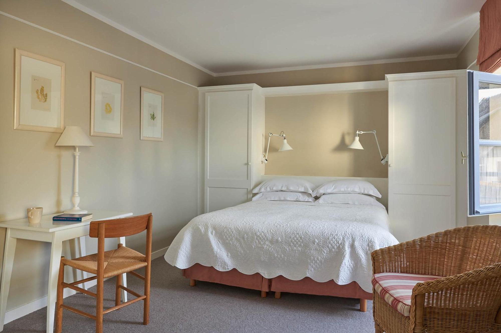 Le Grand Hotel Des Bains & Spa - Bretagne Locquirec Buitenkant foto