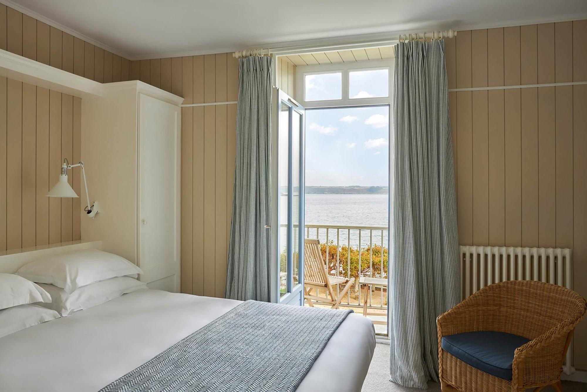 Le Grand Hotel Des Bains & Spa - Bretagne Locquirec Buitenkant foto