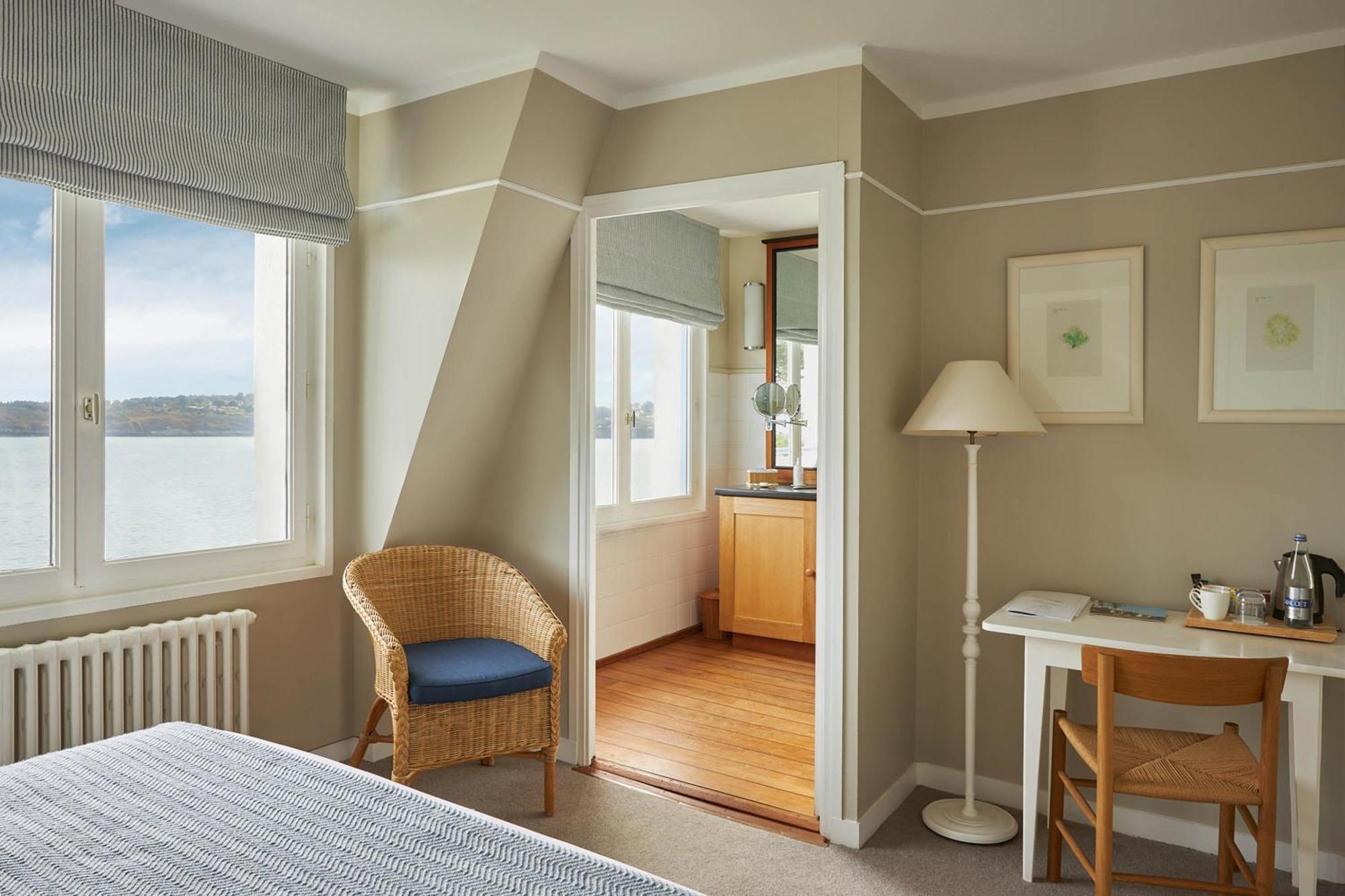 Le Grand Hotel Des Bains & Spa - Bretagne Locquirec Buitenkant foto