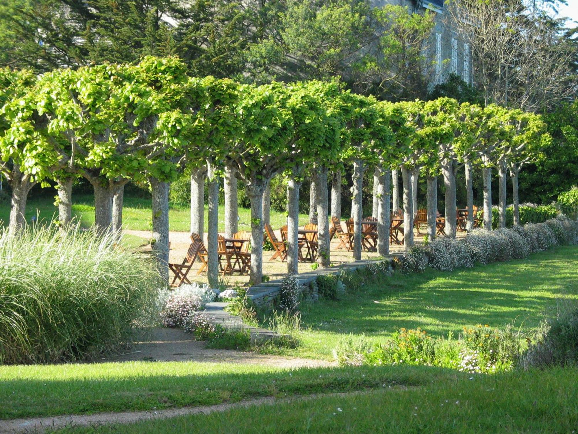 Le Grand Hotel Des Bains & Spa - Bretagne Locquirec Buitenkant foto